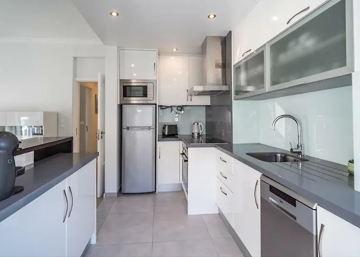 Akicity Graca Alure * Lisboa